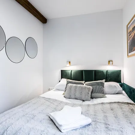 Aparthotel Lucylla