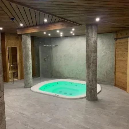 Lucylla 3* ザコパネ