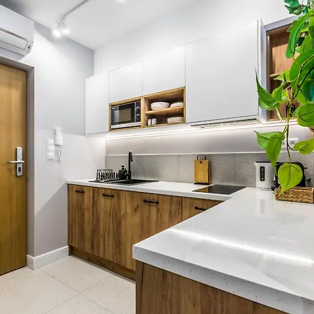 Lucylla ザコパネ