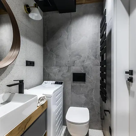 Lucylla Aparthotel 3*