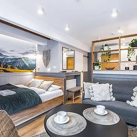Lucylla Aparthotel 4*