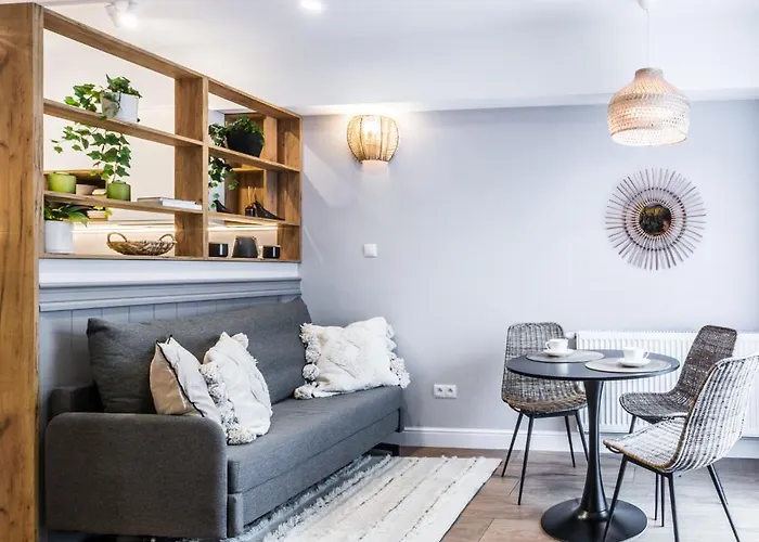 Lucylla Aparthotel 3*